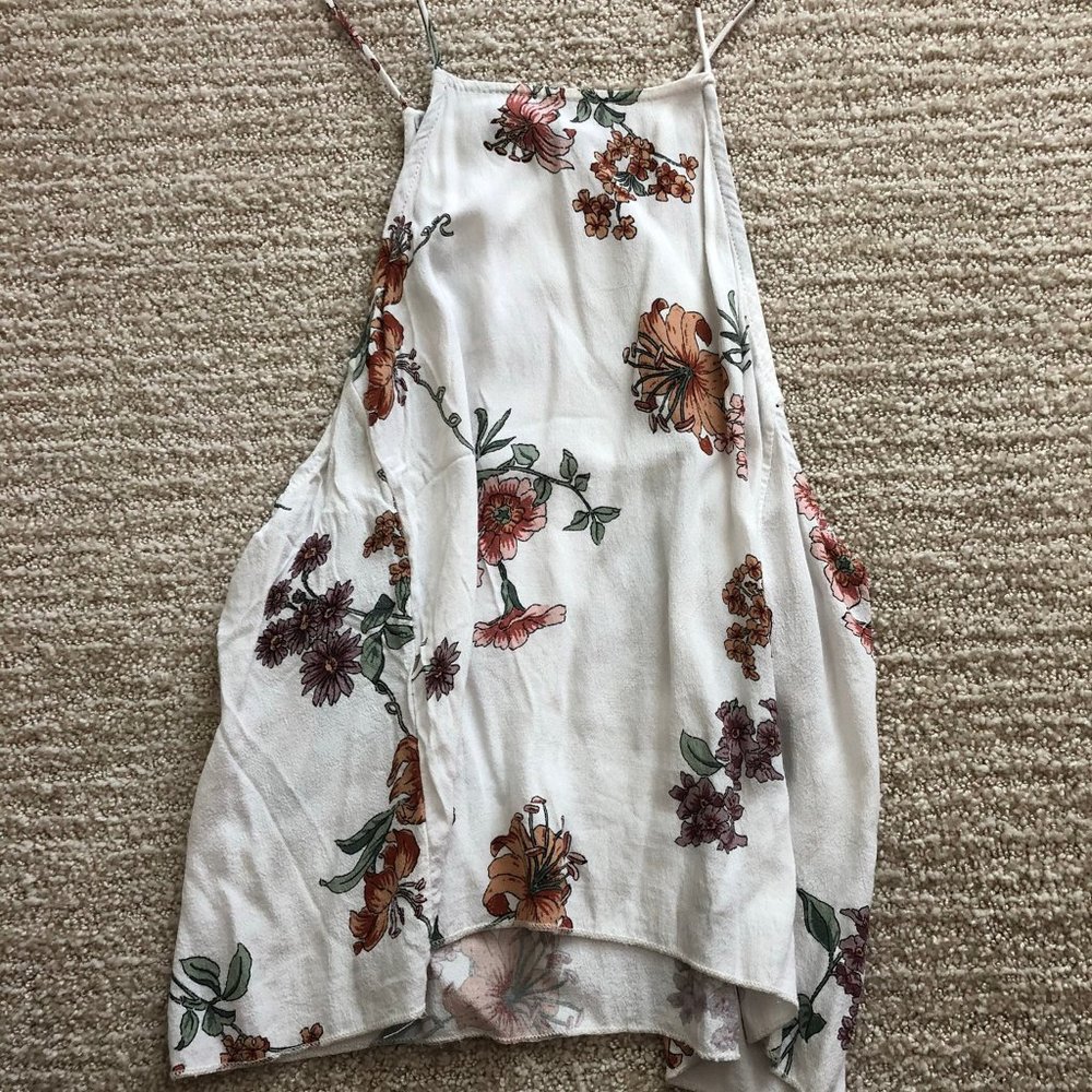 Brandy Melville floral top